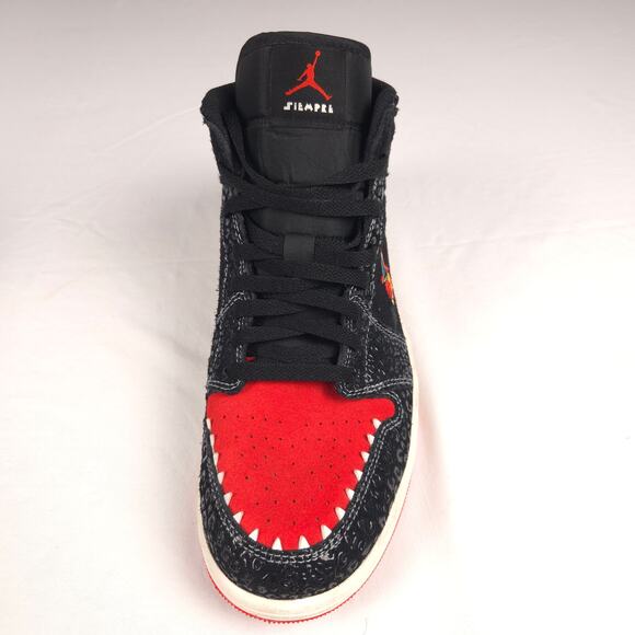 Air Jordan 1 Mid Siempre Familia Mens 10 Black Red DN4904-001 Jordan 1 Mid main image 7